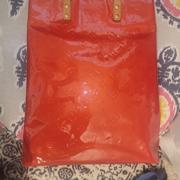 Louis Vuitton Red vernis tote monogram bag GUC - Picture 3 of 16